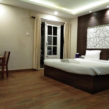 Dew Drop Inn Utakamand Zewnętrze zdjęcie